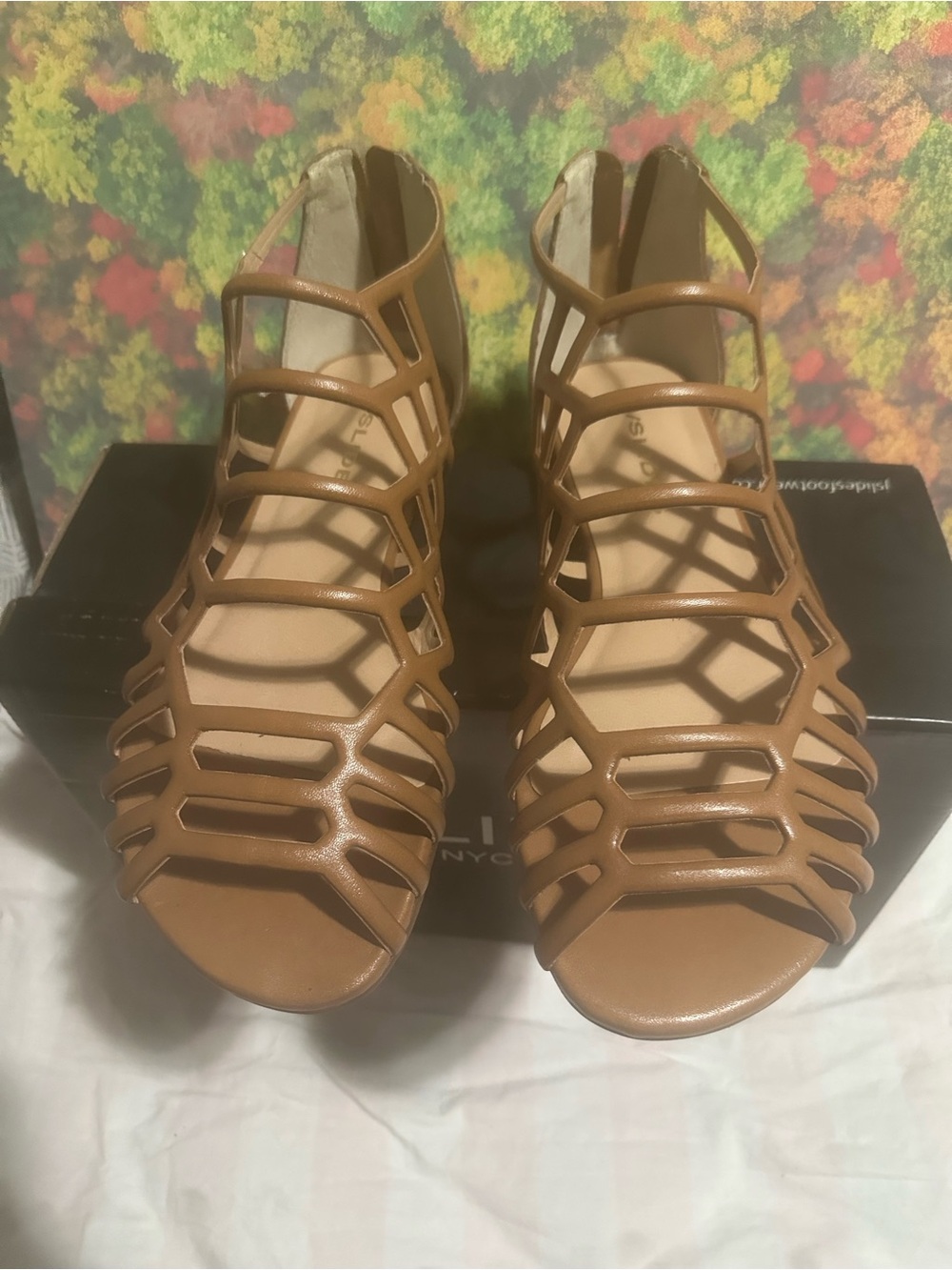 J /SLIDES NYC Gladiator Vegan Sandals Tan 71/2 NWB